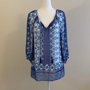 Blue patterned Charter Club top